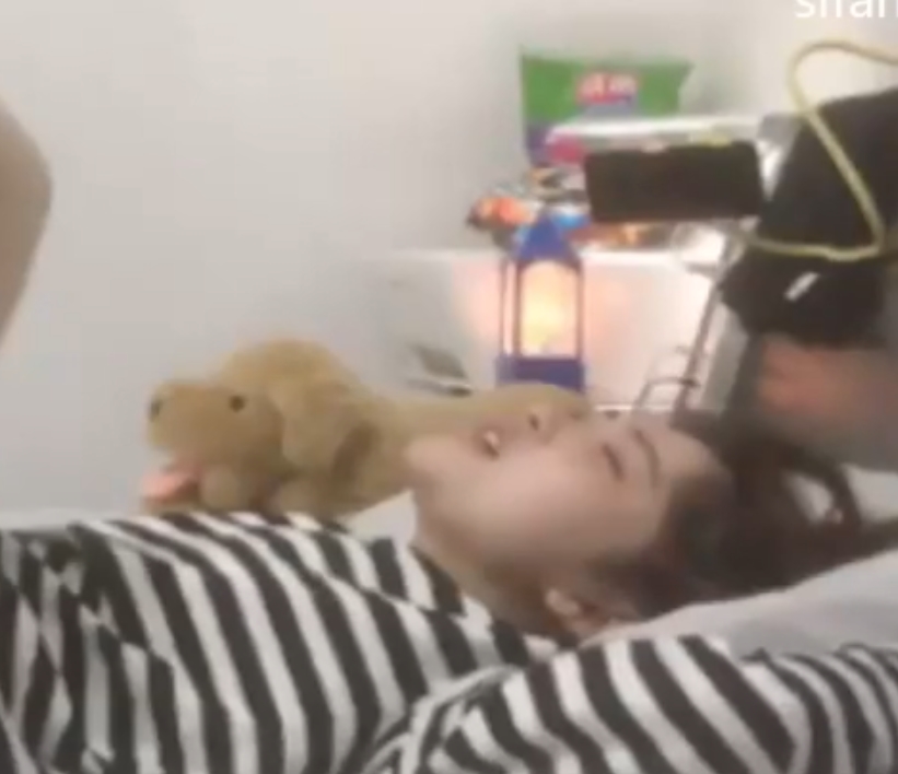 推荐新贴:狮子座的人气大神Walker的自行打包美女萌妹打粑粑合集(63V+3.94G)