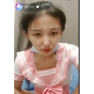 校园直播：小依依的互动经历96v39.3g