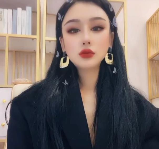 疯狂抖音新篇:倒着喷,闪现,心眼,资源收藏下载