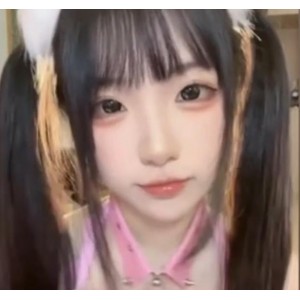 佐佐酱展示阿黑颜，宅男们来感觉了脸！1V和3.1G视频，颜值在线直播，微密圈等你来体验！