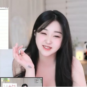 高颜值男主播eli05021212直播精彩时刻1V2.8G1080P百度云