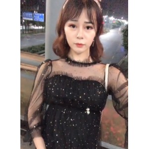 火爆网红张思妮有尺度合集：宅男虎牙、界顶斗鱼女主播、柔和清纯模样、奇怪棒子神秘处、伪娘逛街商场女厕