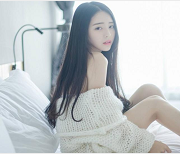 网红女神{{关键词20}}:棒棒糖、1V、274M,一段可爱的视频