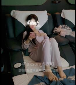 神秘女神Song自拍视频1V-880M,时长10分钟,口罩身材诱惑,超火资源下载观看