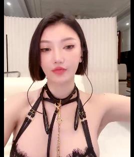 小巫婆福利合集:高质量颜值车灯,12V-3.6G视频下载观看