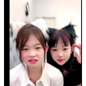 热榜女神小女菩萨露脸直播资源大放送，女仆姐妹秀WC年姐妹花舞蹈道具秀，不容错过！