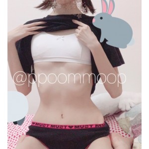 日本美女ppoommoop：60部视频+118张作品照片，高颜值主播身材优质，温柔可人惊艳全网