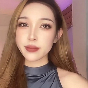 疯狂抖音新篇:小三儿高质量美女主播143V4.4G视频盛宴
