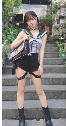 百万粉丝球球私拍展示，19集资源总大小598M！