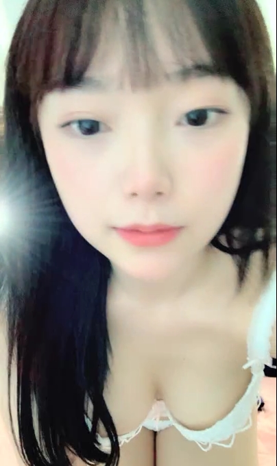 浴室透视装诱惑,卡哇伊萌妹性感上贤娆1V/1.98G度盘资源