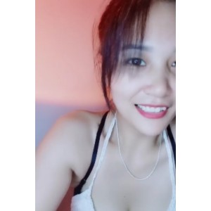岳绮罗：撩人小妖精自录视频集，无水印无人爱我，收费房漏某处闪现，哭了闪现