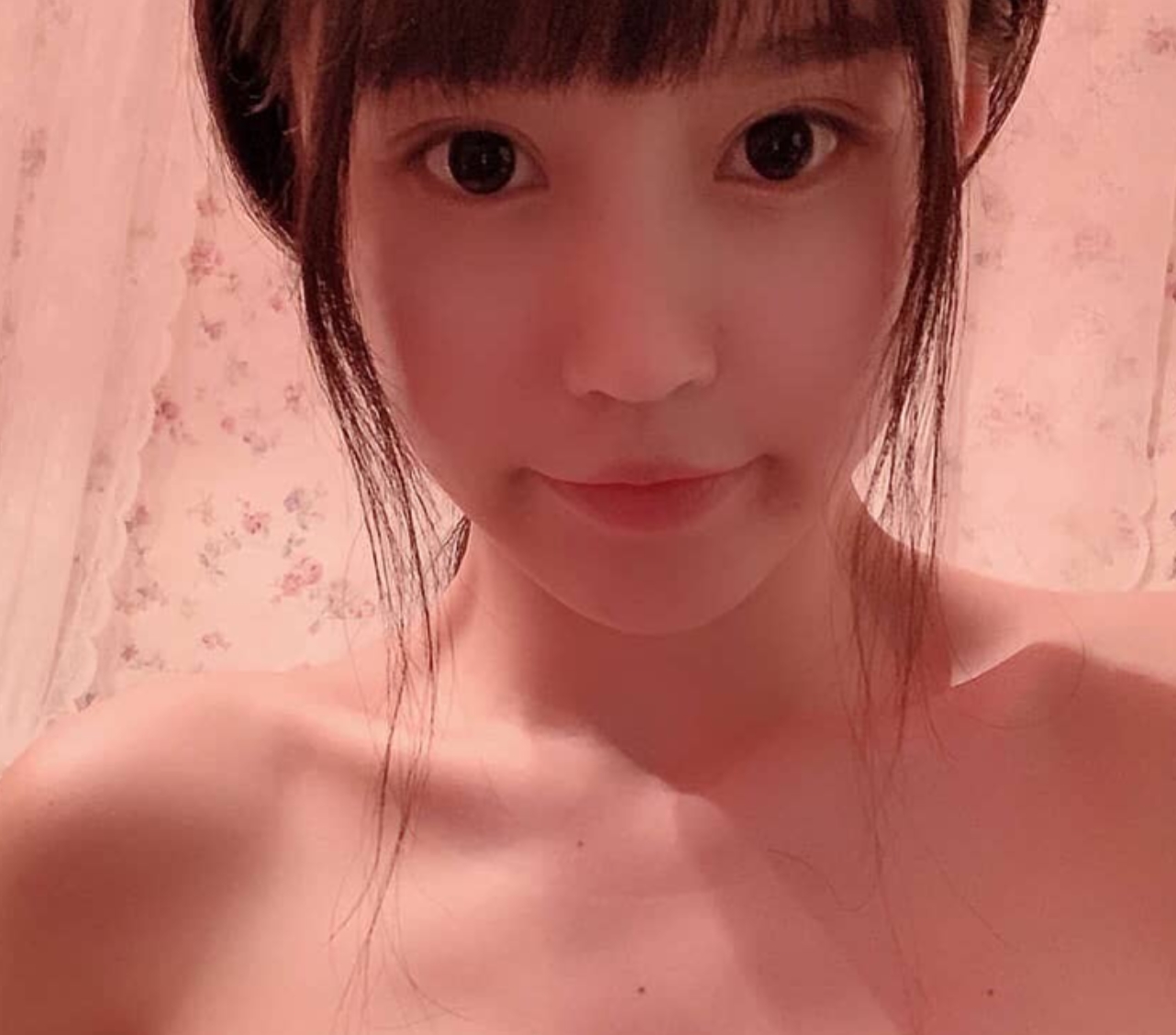 的魅力。快来获取这部90G的作品合集,尽情享受朱可儿带来的视觉盛宴吧!