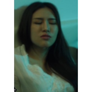 开放大罩杯女星艾熙合集：百度ED2K收藏，32.6G视频尽收眼底