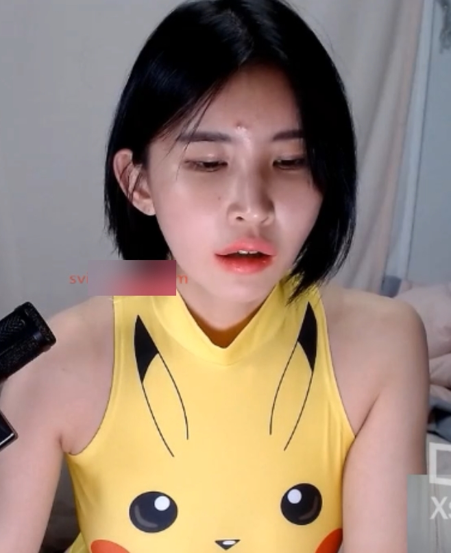 韩国主播ekgp:H级丰乳胖臀御姐甩奶按摩高清视频17.4GG