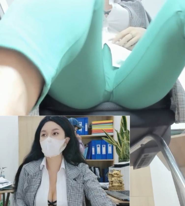 奇怪玩具直播秀:Office_Public的新收藏品来自Coffee_Mall_Gym