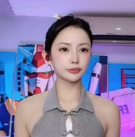 的“一只霸王兽”直播双视角最全合集,包含152个视频和210张图片,总大小达到15.3G,提供百度盘链接和秒传功能,让粉丝们可以更快速地下载。