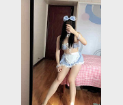 蜜桃沐沐:现象级别推特女神精品资源合集,26.4G毛衣典藏版,绅士娱乐必备