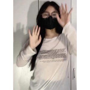 [转载搬运]+推特新晋热舞福利姬无刺榴莲+最新变装热舞合集+[10V+1.15G][百度盘]