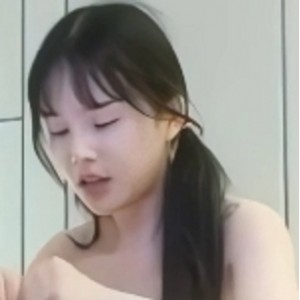 边缘女神百度盘特别骚服装合集1V1.96G，约会学生妹罕见蝴蝶