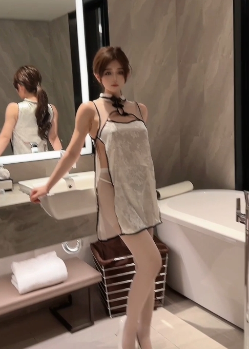 转载百度盘奶茶味包子白旗袍白丝最新合集80P+1V811MB,解压注意事项