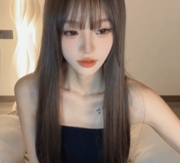 校花Andy_coco蜜桃臀诱惑20部16.4G绝密典藏