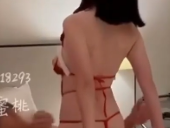 推特Nina小蜜桃多人运动合集2.2G感觉现场