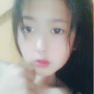 Telegram嫩妹私拍珍藏40V203MB初恋味道