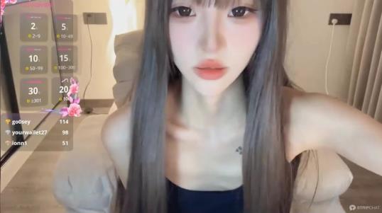 诱人女神Andy_coco校花合集30部16.4G云盘