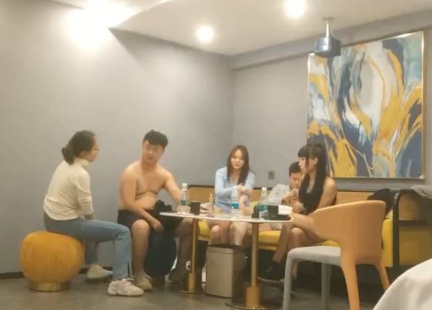 三对换伴游戏实录2.69GB娇妻美艳太撩人