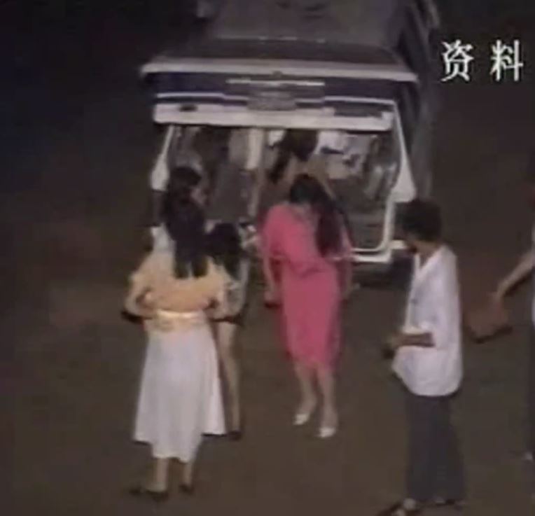 绝版猎奇暗访纪实1V415.4MB真实尺度惹火
