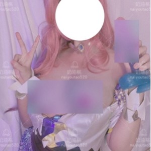 微胖界尤物奶油桃私拍大罩杯视频16部82M合集推特女神太顶了